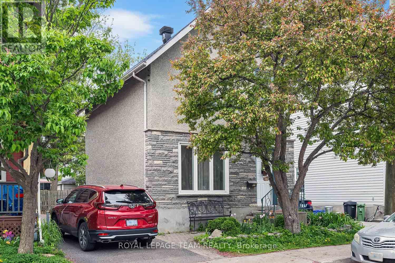 167 Drummond Street