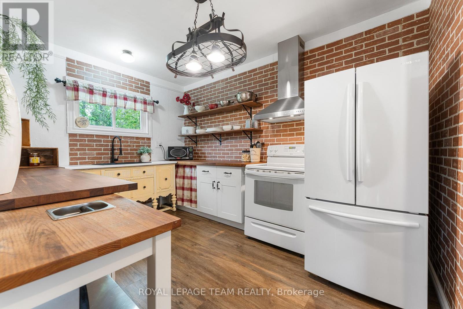 378 Donald B Munro Drive