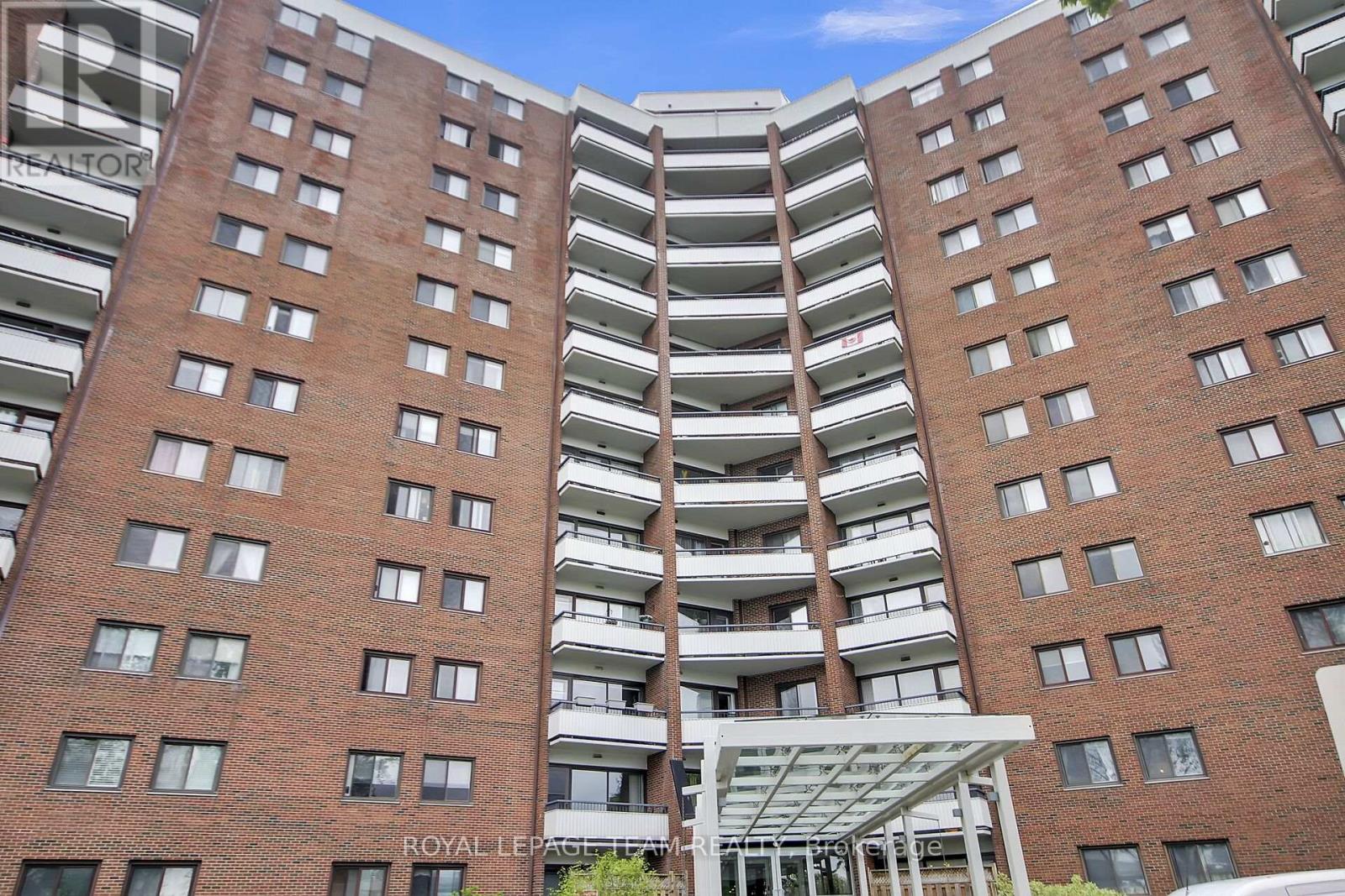 306 - 20 Chesterton Drive