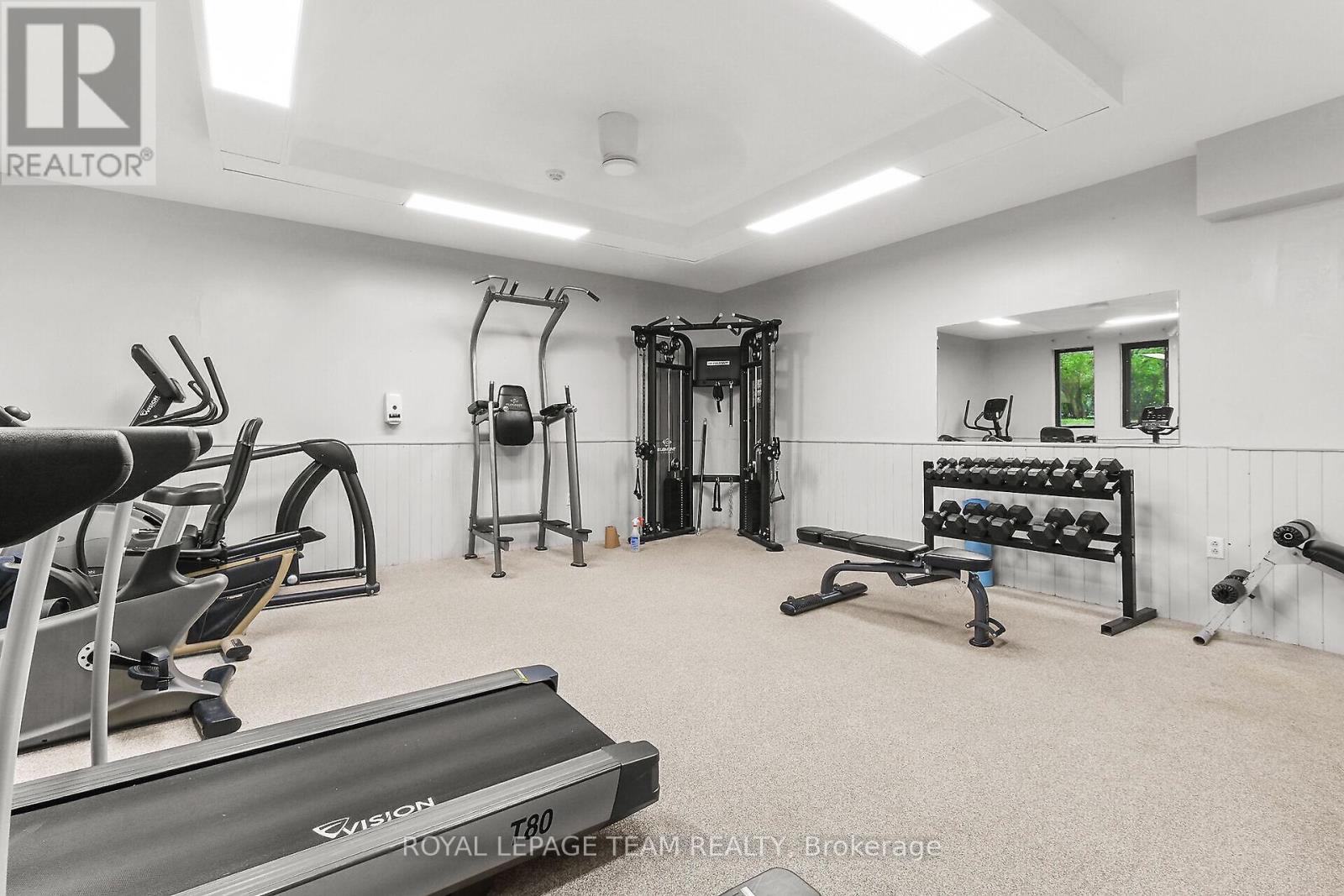 306 - 20 Chesterton Drive
