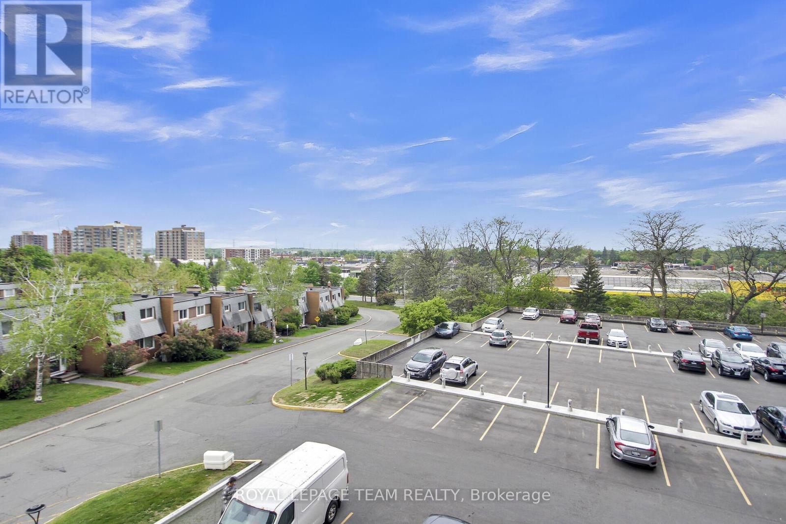 306 - 20 Chesterton Drive