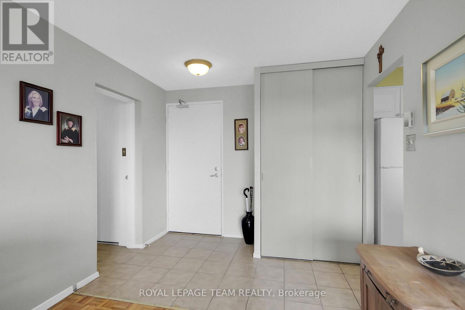 306 - 20 Chesterton Drive