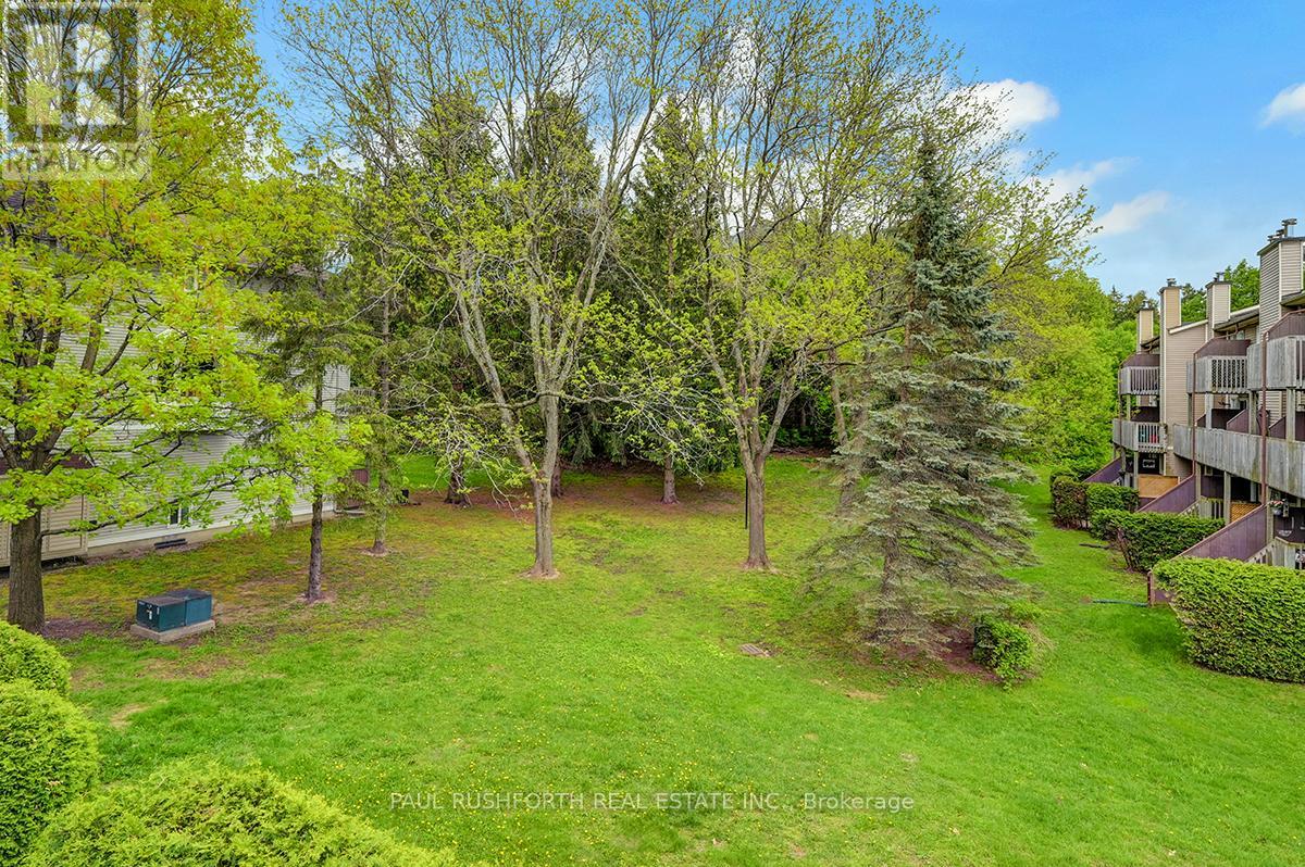 B - 6782 Jeanne Darc Boulevard N