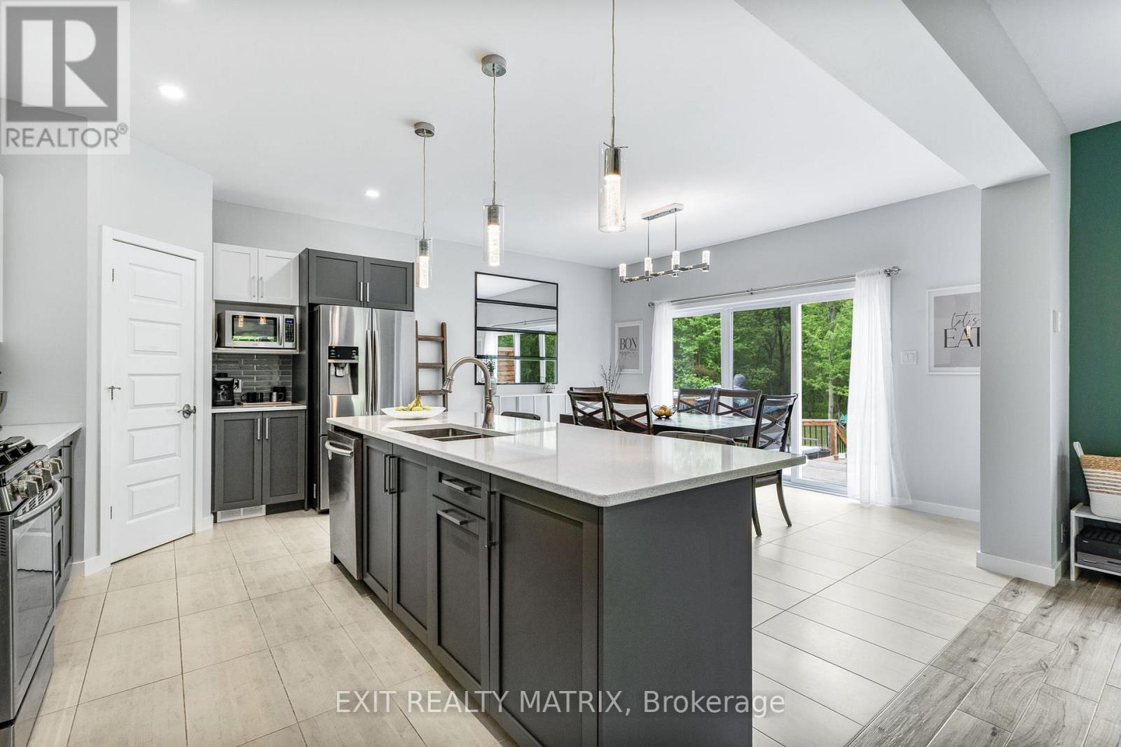 1463 Vinette Road