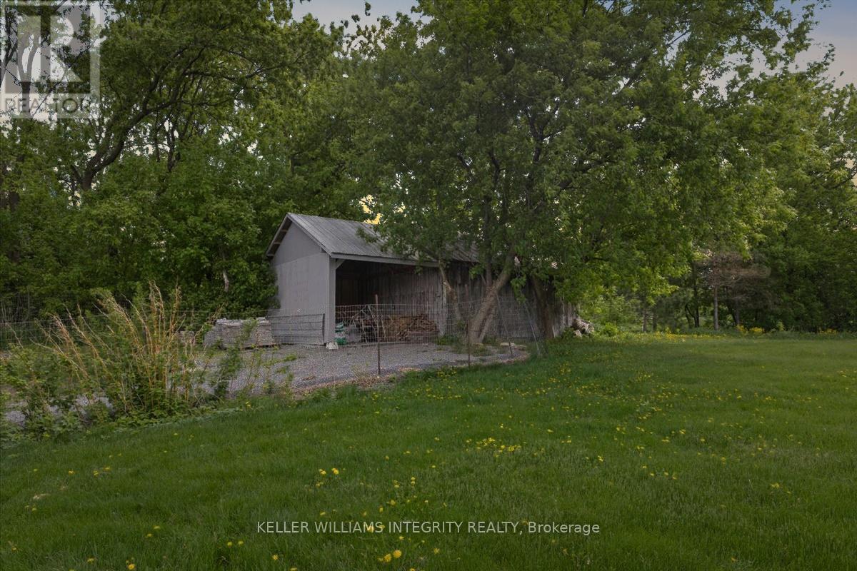 127 Beach Heights