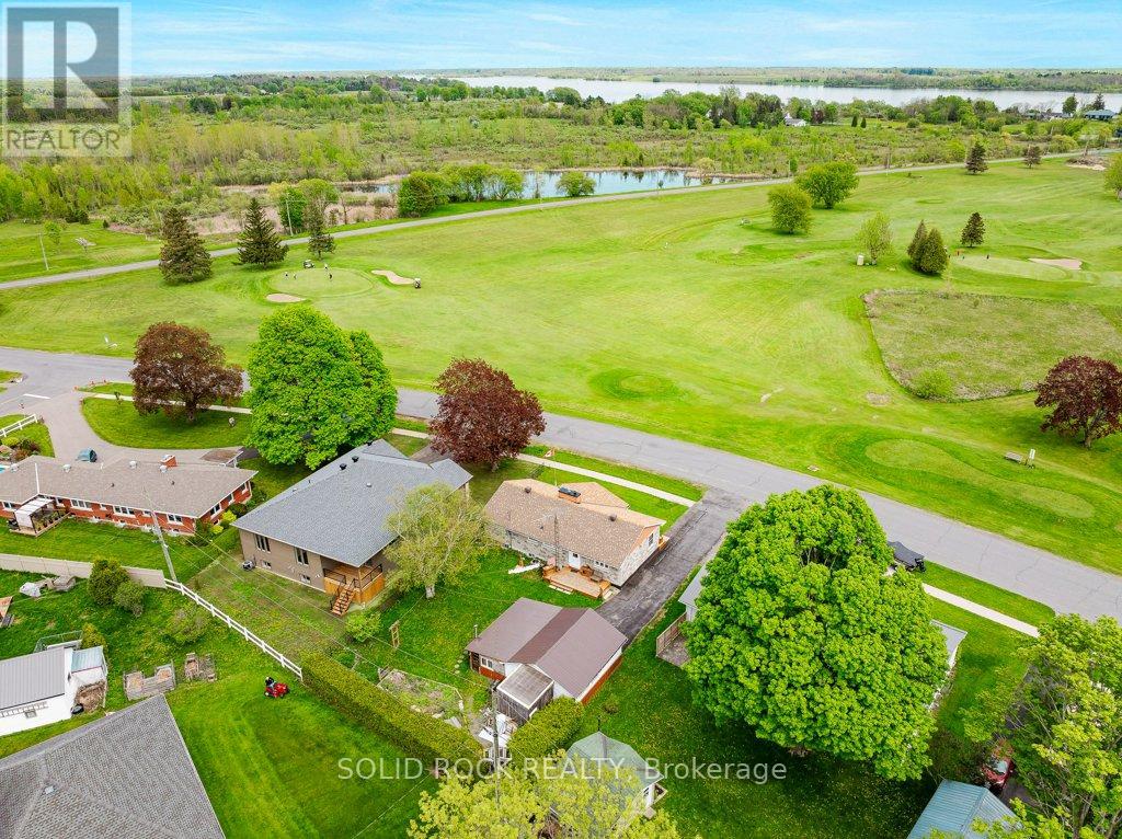 30 Lakeview Drive