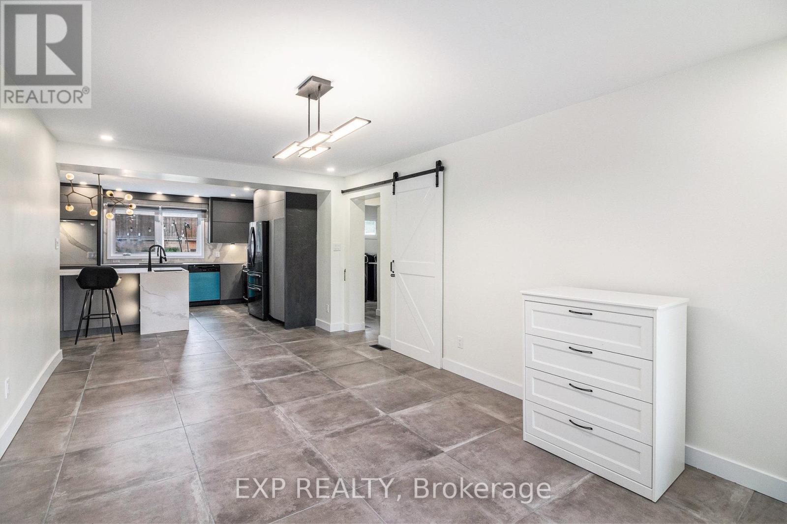 2195 Niagara Drive