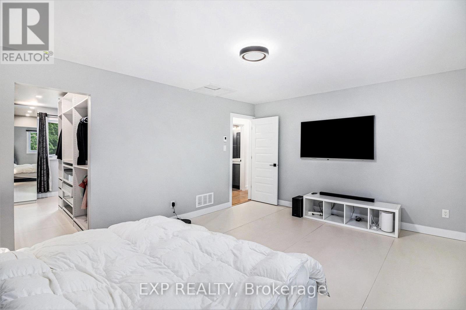 2195 Niagara Drive