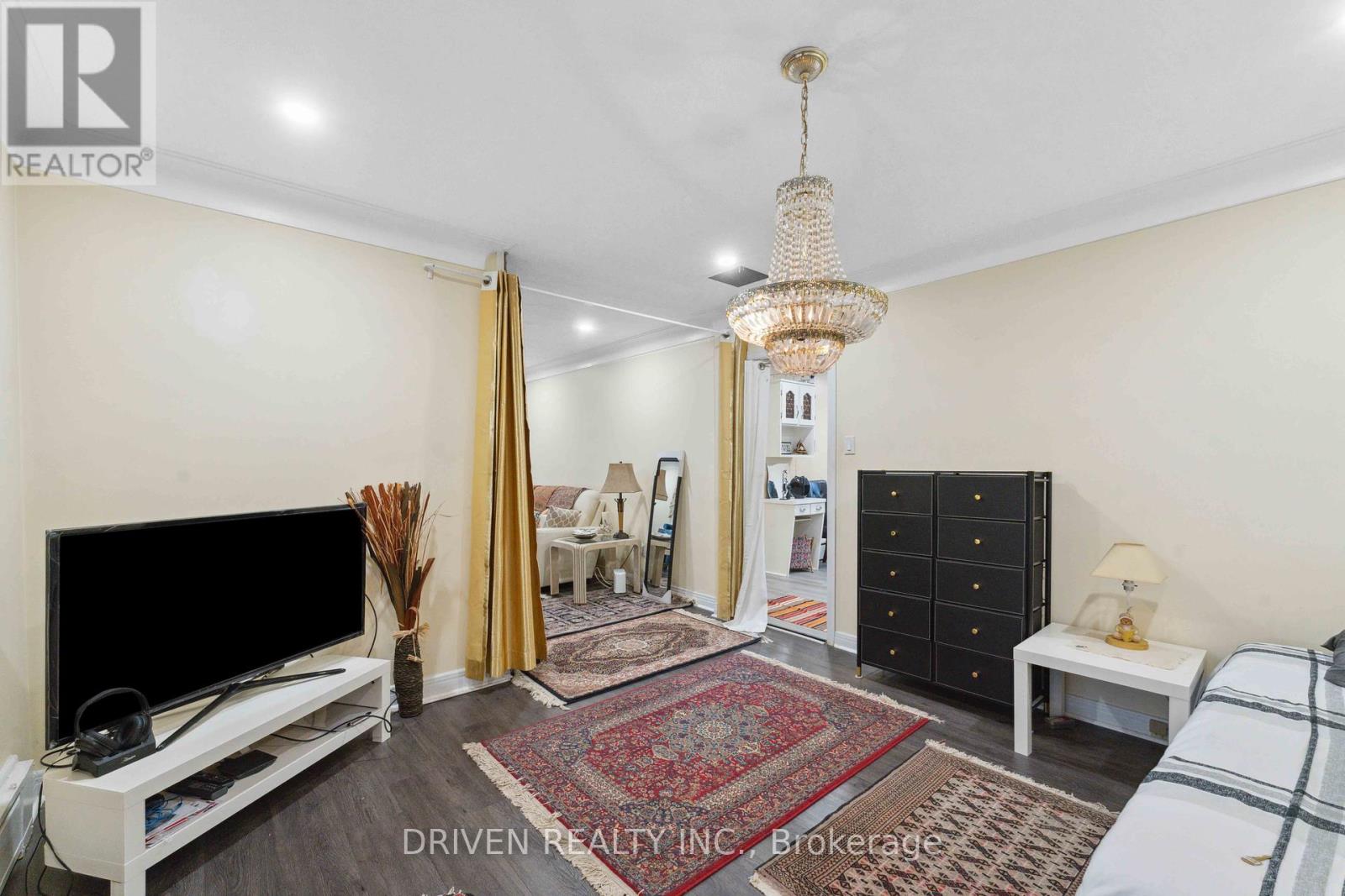 1266 Walkley Road