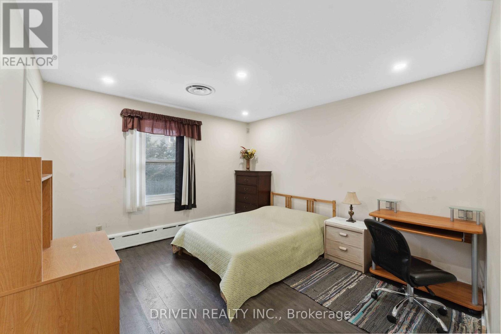 1266 Walkley Road