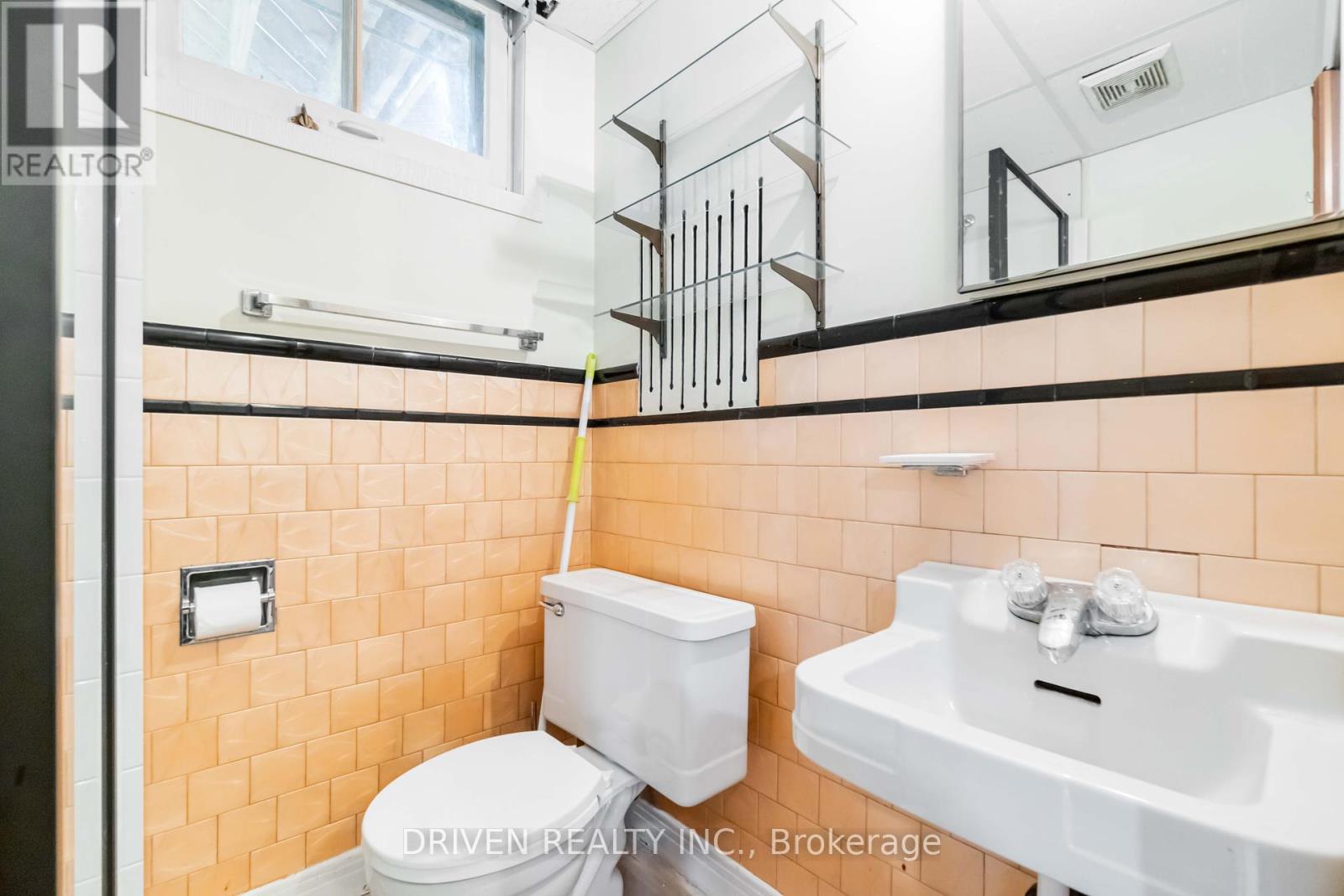 1266 Walkley Road