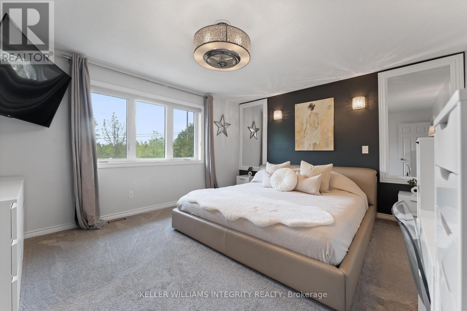 1893 Rideau Road
