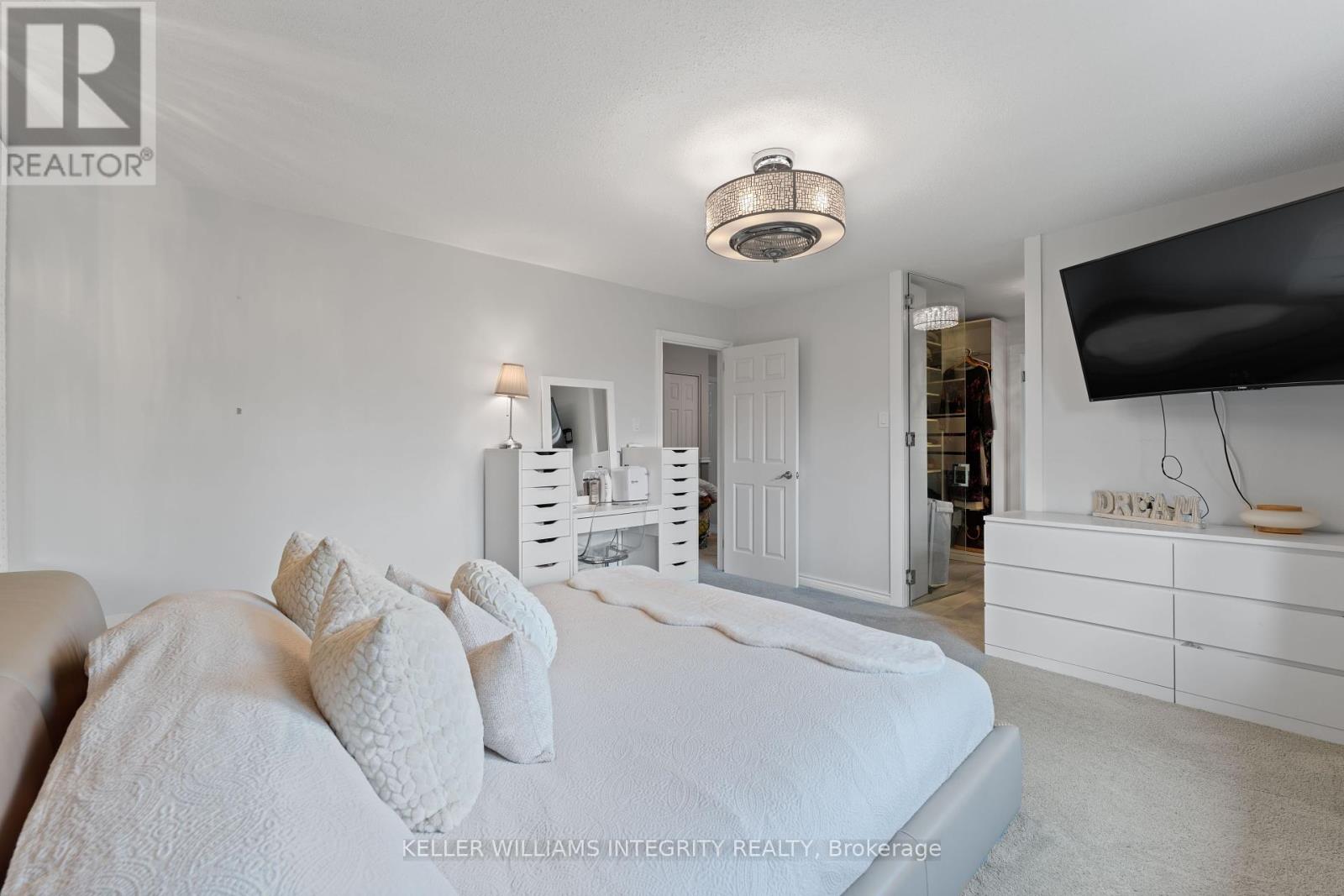 1893 Rideau Road