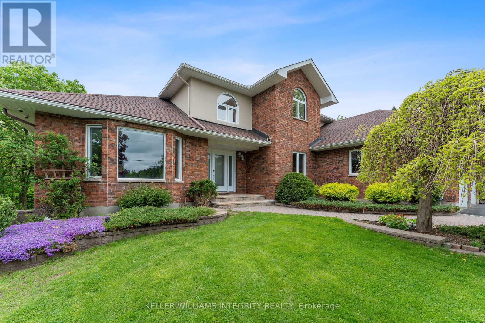 1893 Rideau Road