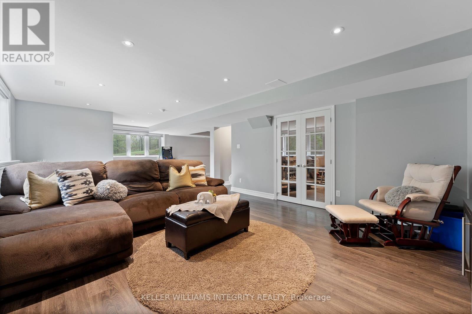 1893 Rideau Road