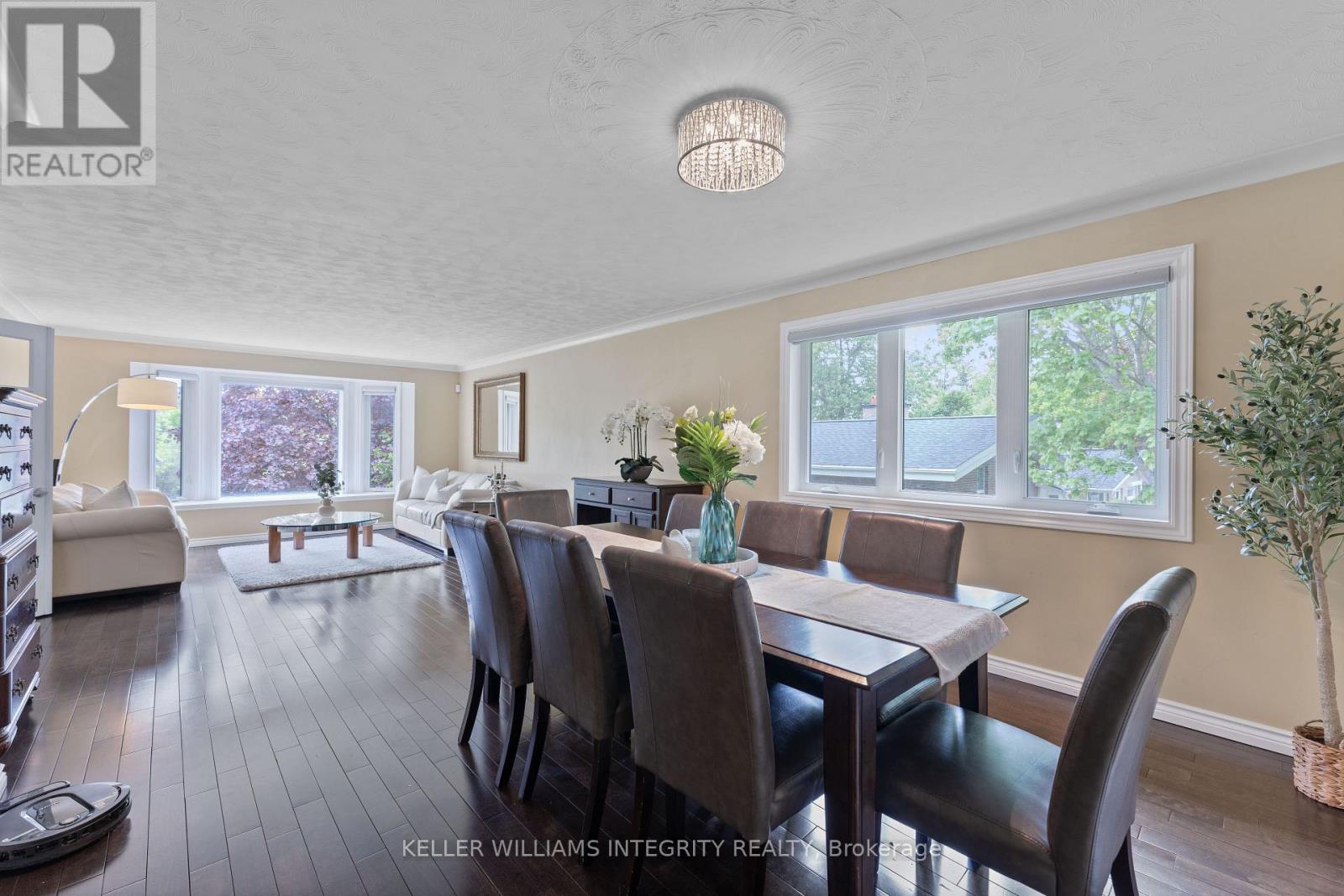 1893 Rideau Road