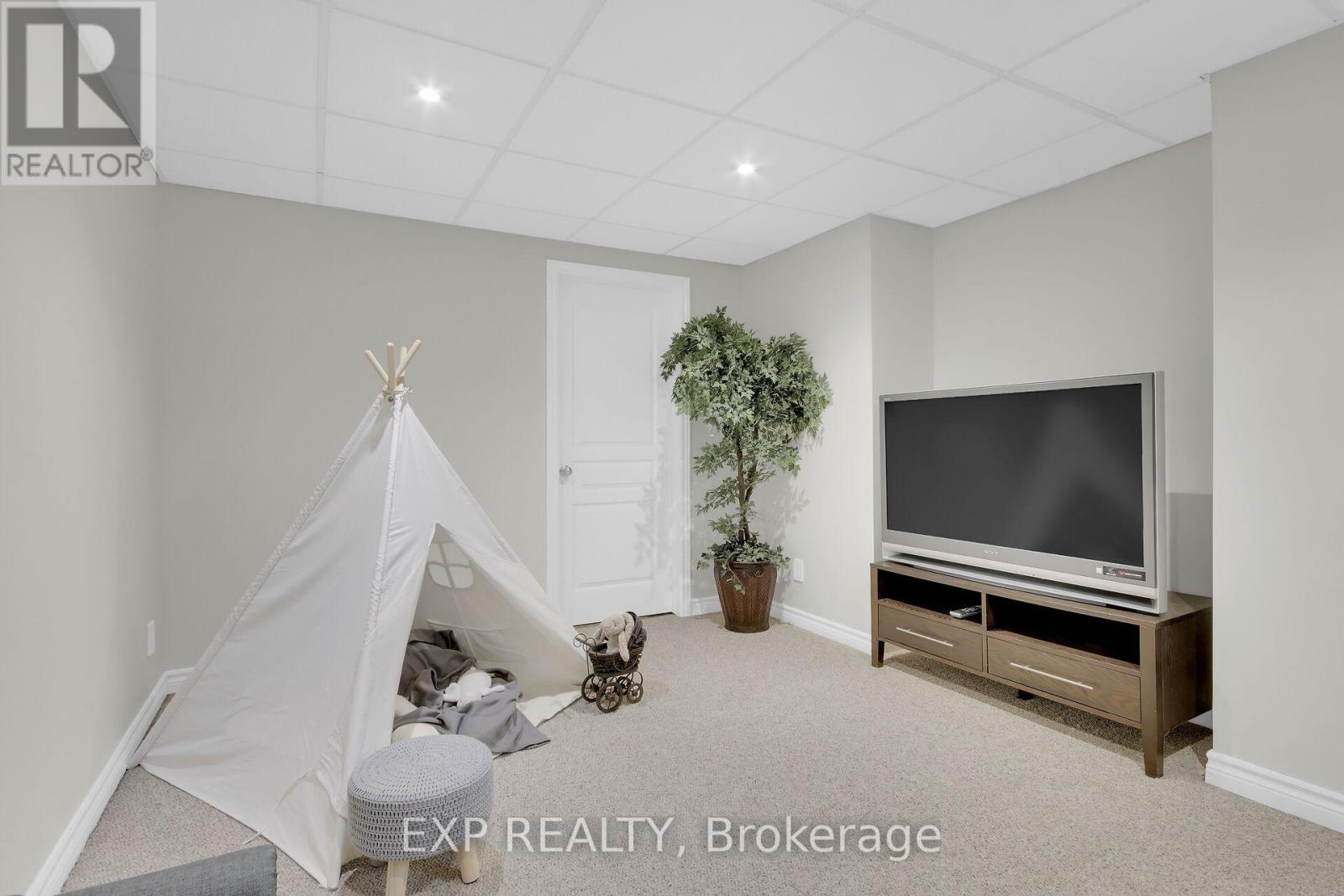 6654 Stillwood Drive
