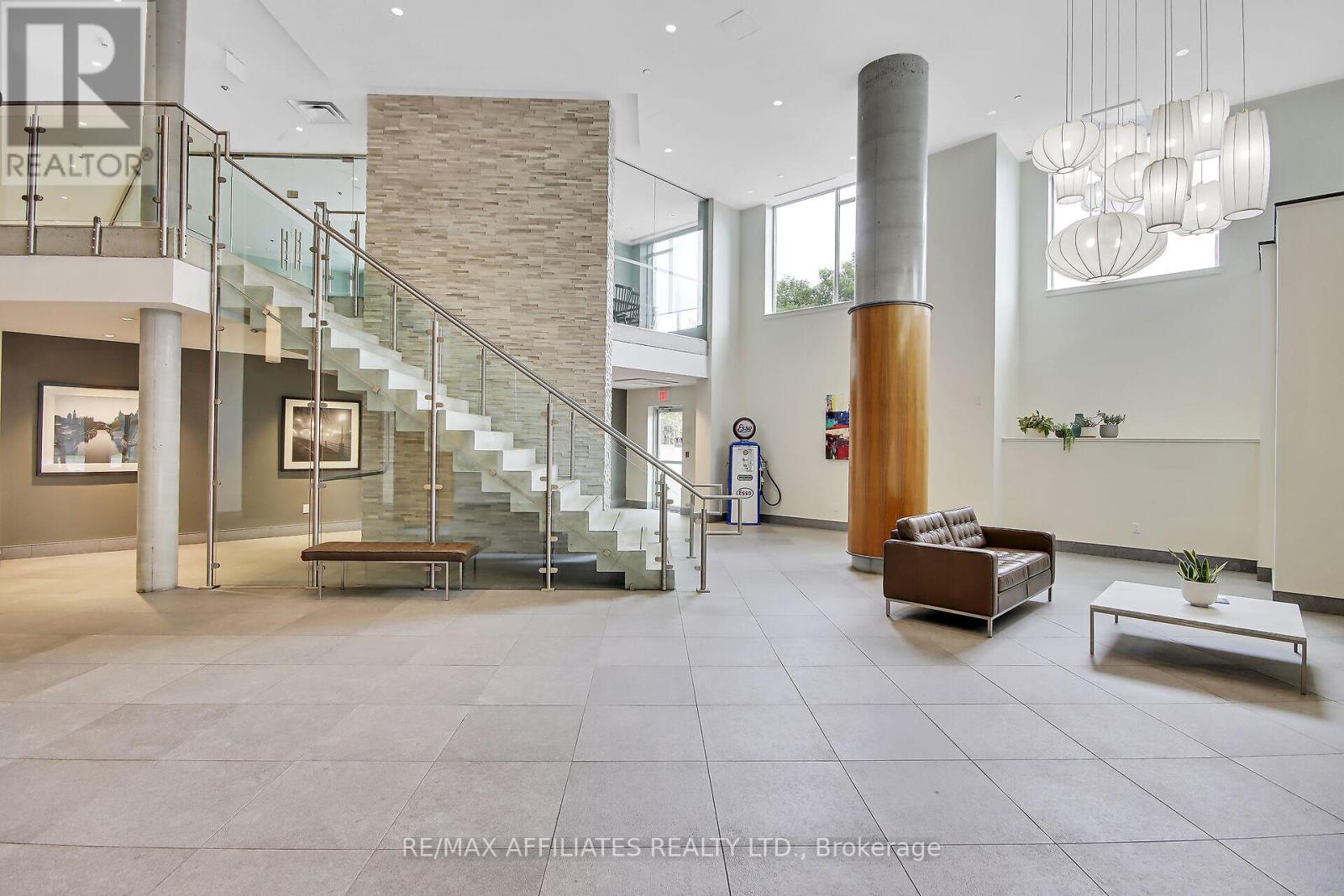 310b - 7 Marquette Avenue
