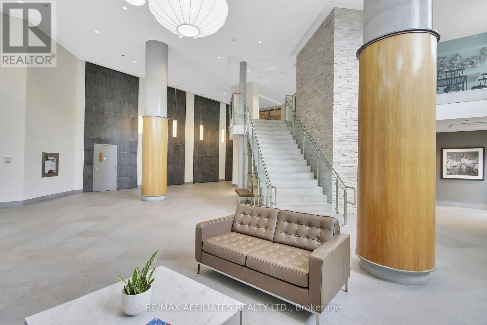 310b - 7 Marquette Avenue