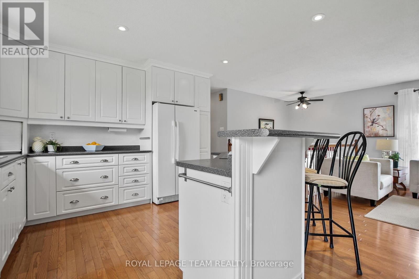 6489 Doctor Blair Crescent