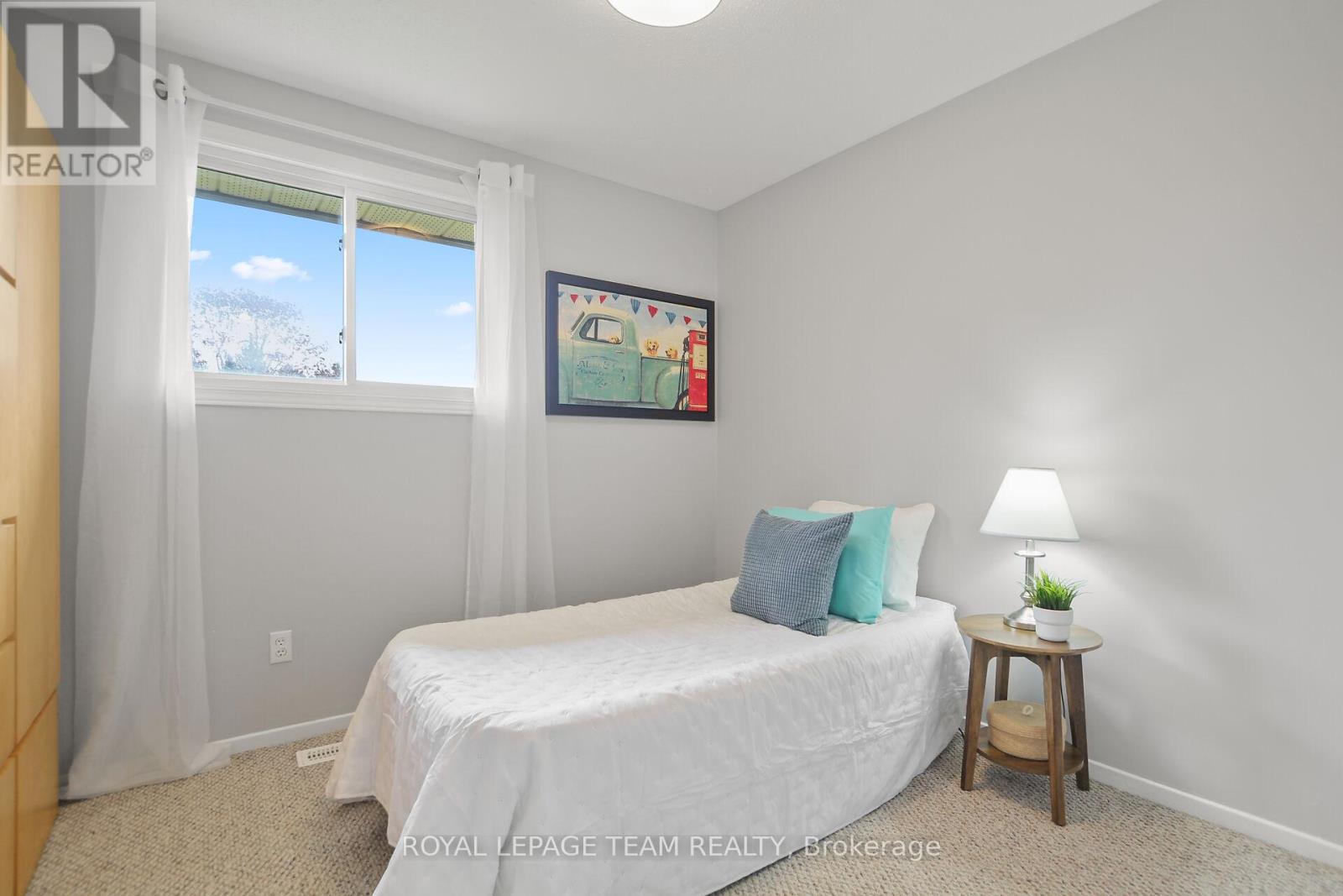 6489 Doctor Blair Crescent