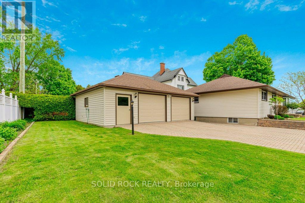 7 Brouse Drive