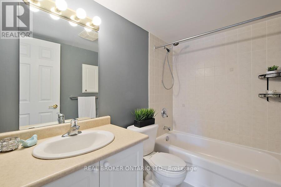 306 - 429 Somerset Street W