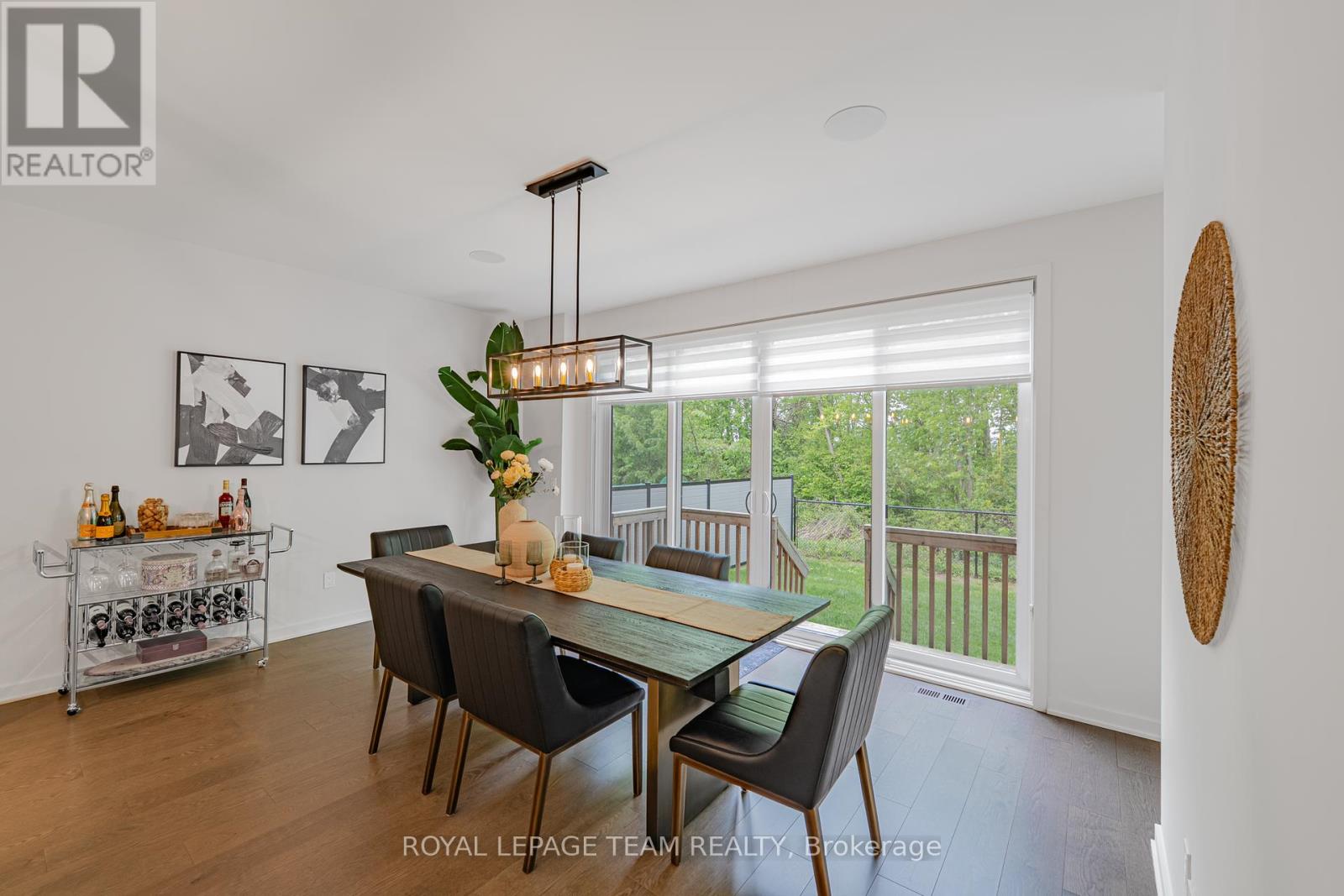 935 Atrium Ridge