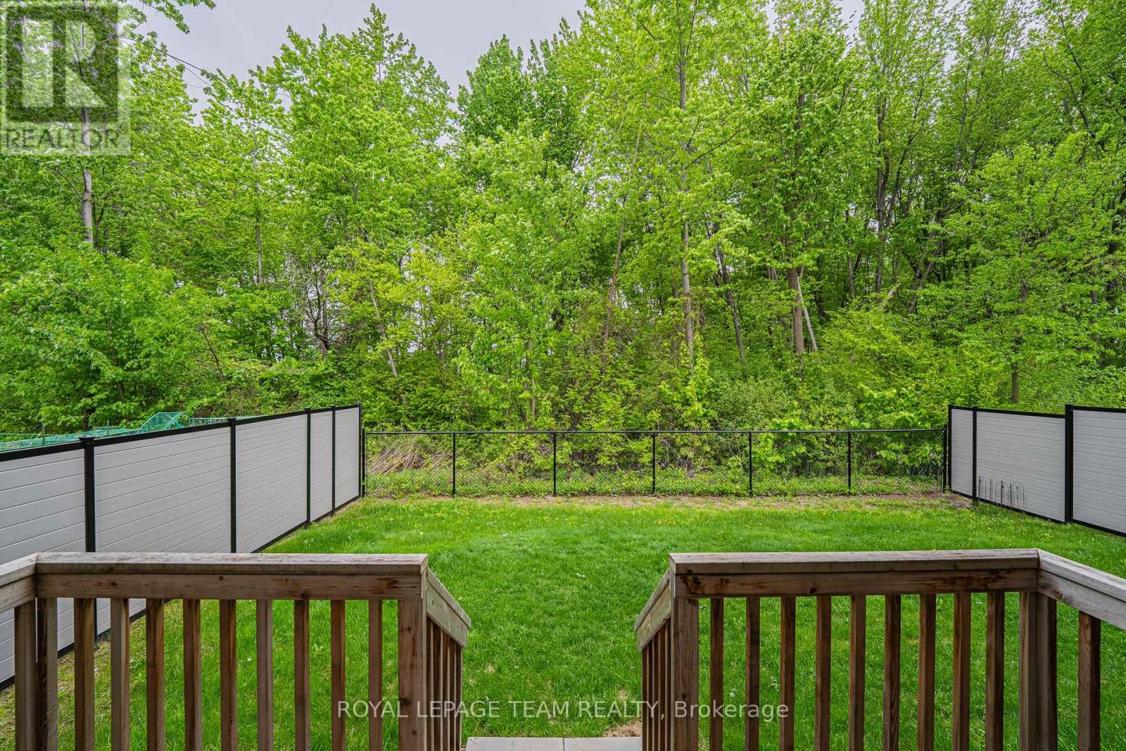 935 Atrium Ridge