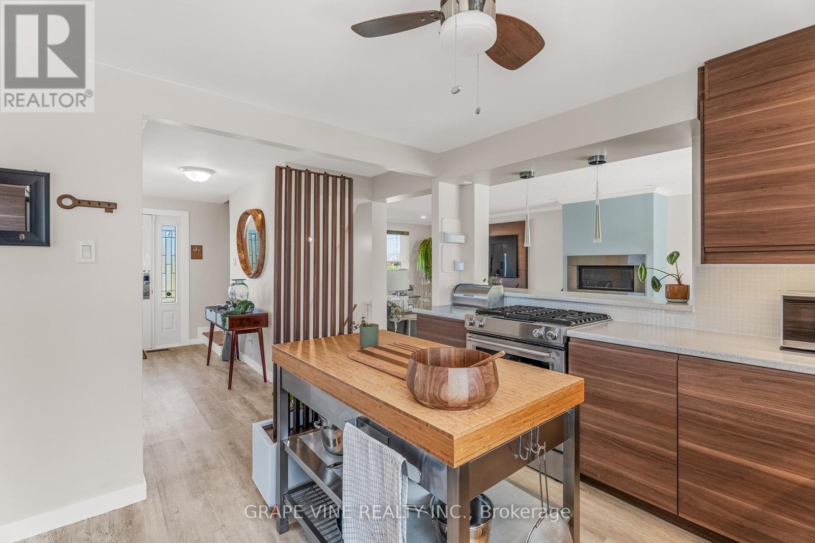 406 Woodfield Drive