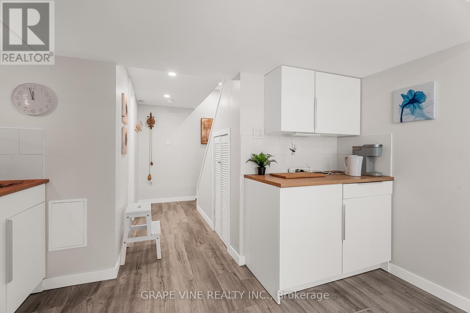 406 Woodfield Drive
