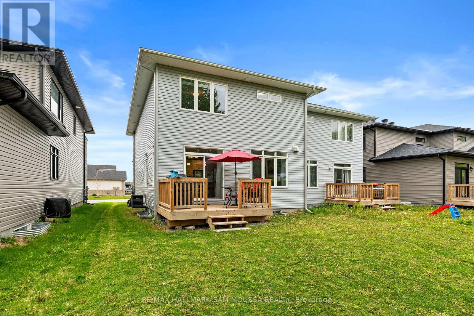 33 Mac Beattie Drive