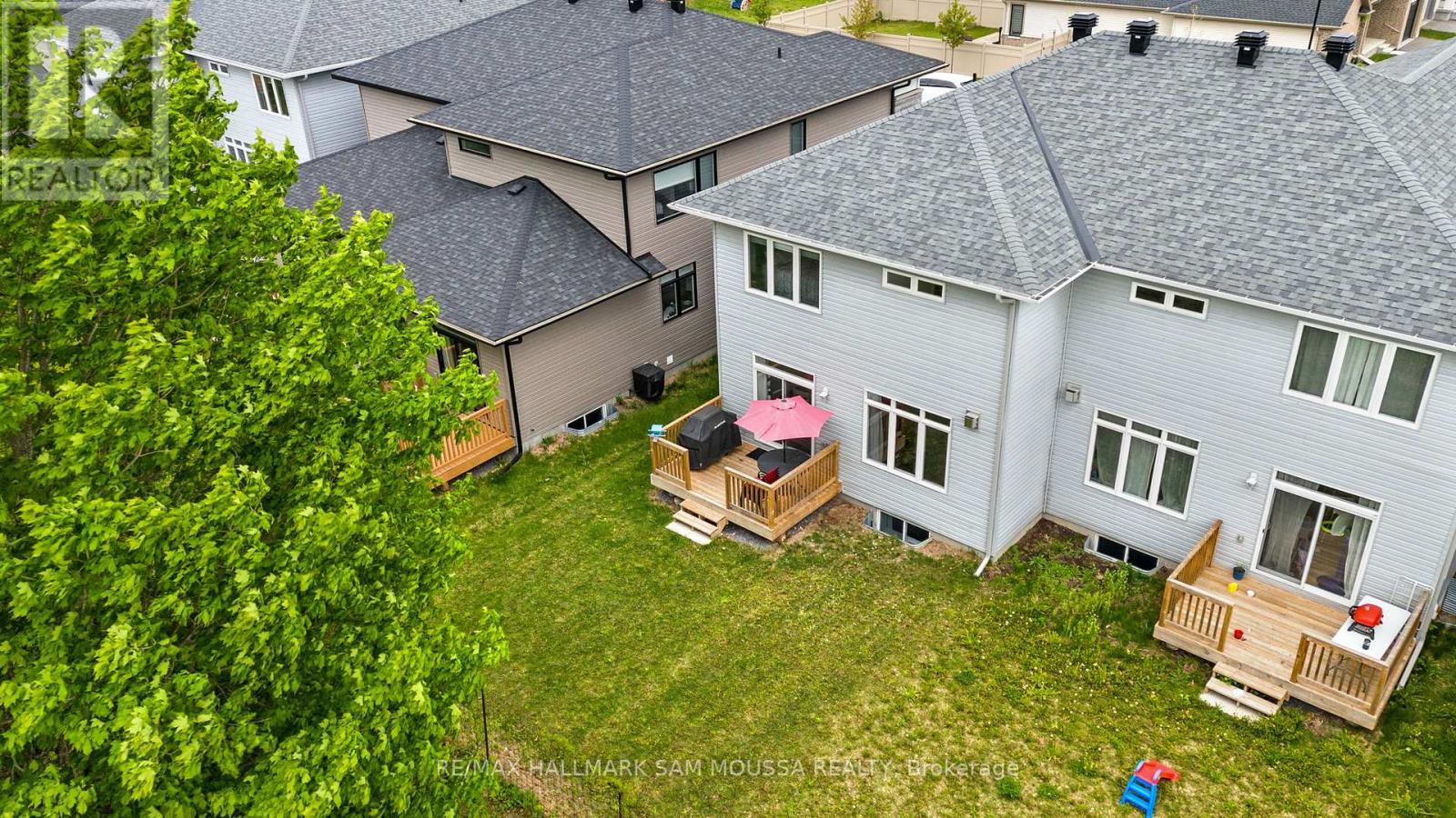 33 Mac Beattie Drive