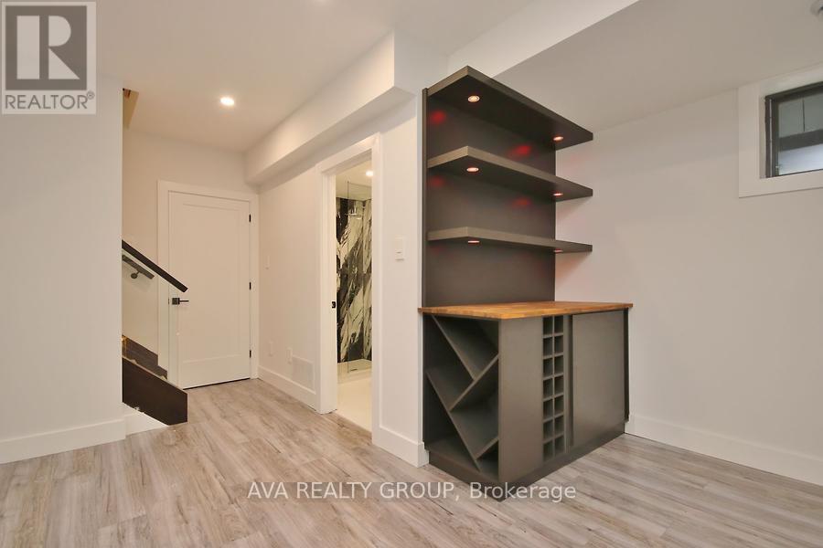 375 B Madison Avenue