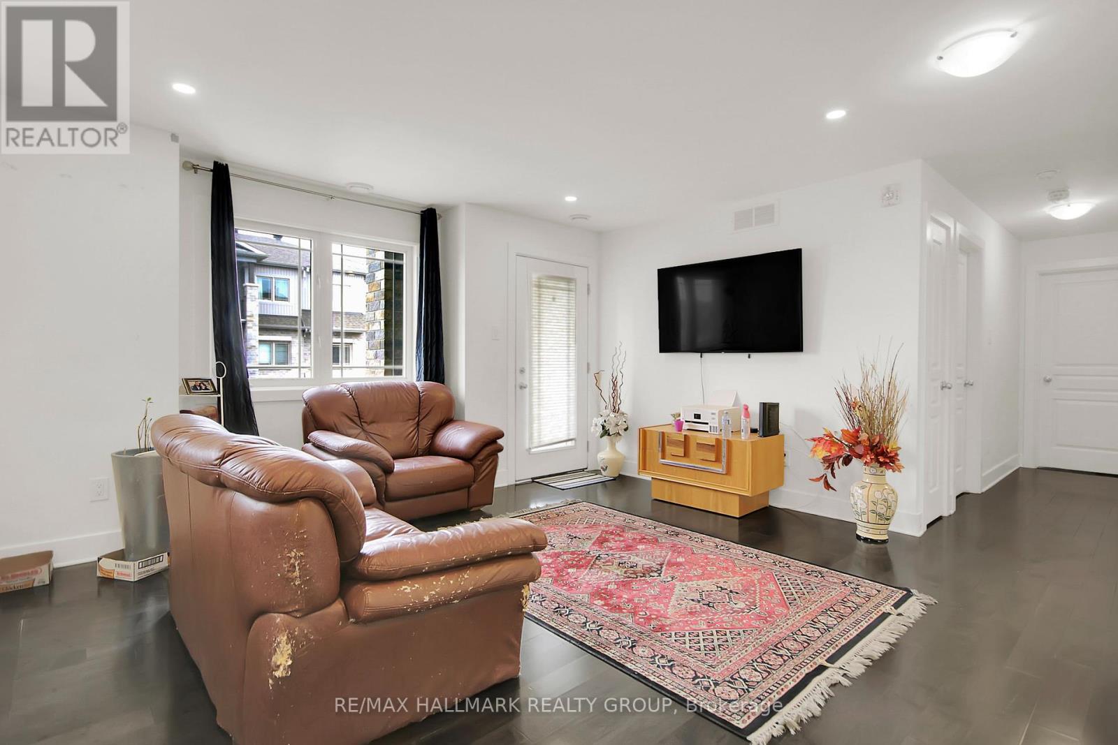 10 - 340 Tribeca Private