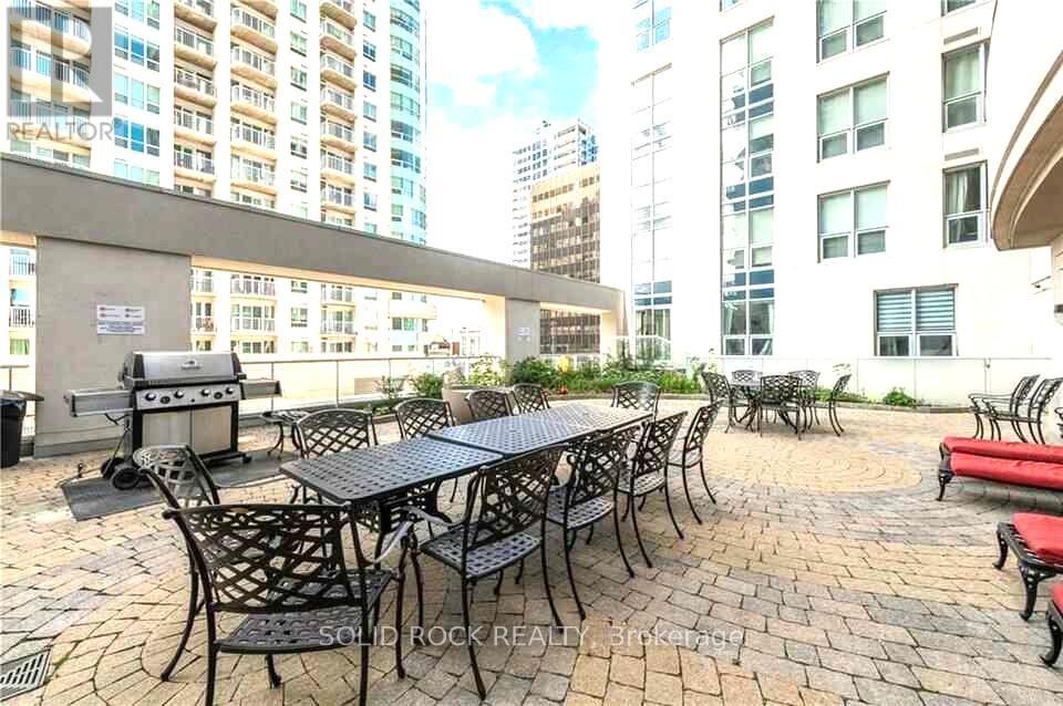 306 - 195 Besserer N