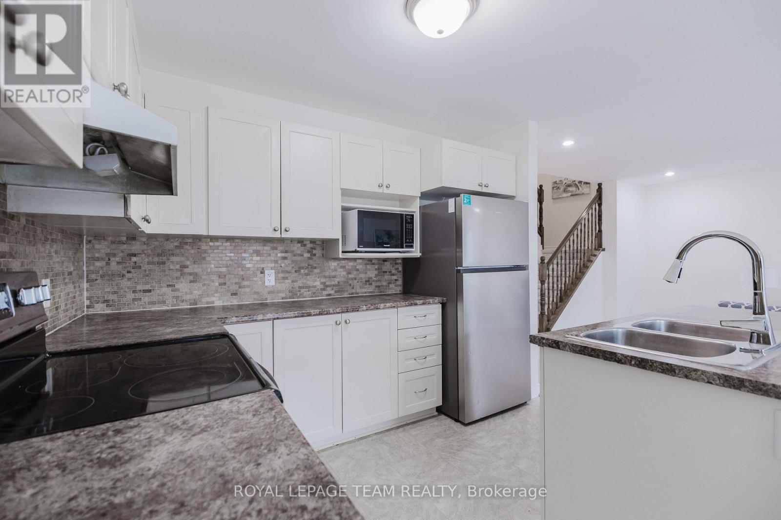 411 Temiskaming Crescent