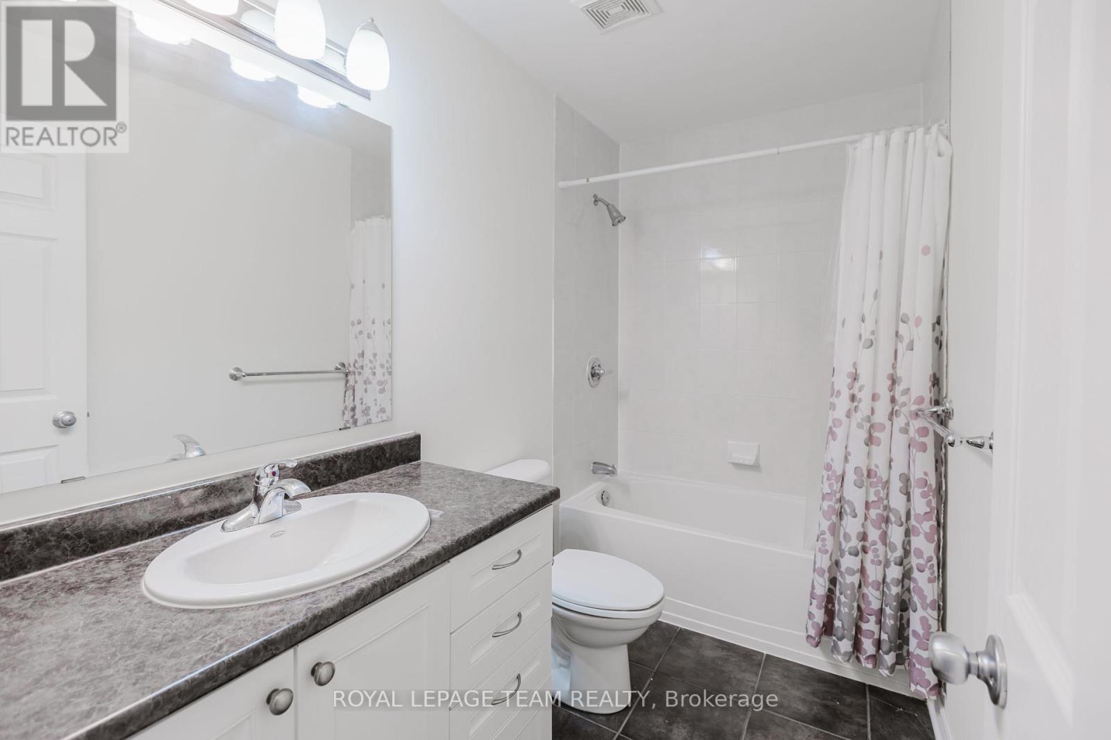 411 Temiskaming Crescent