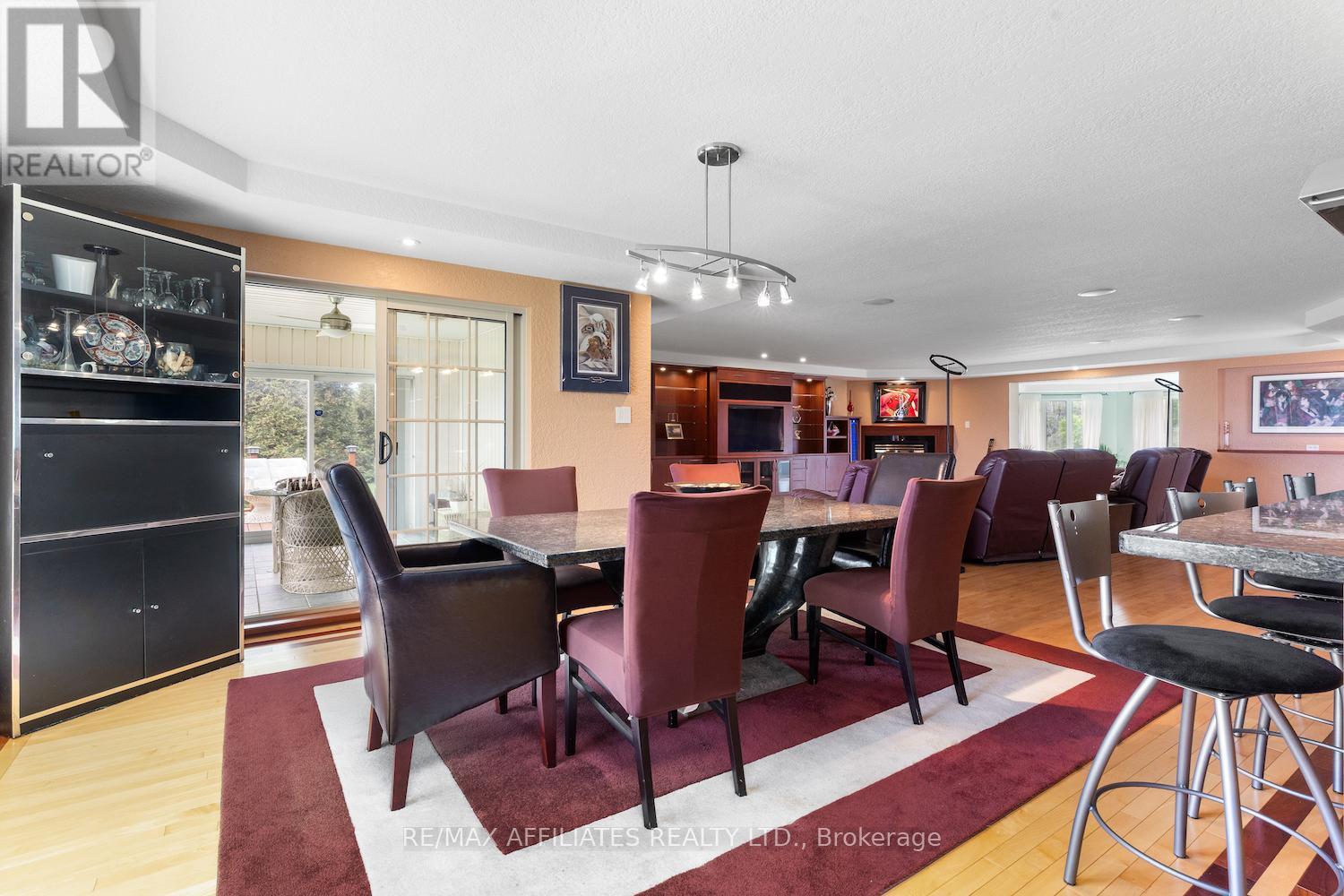 461 Campbell Side Road