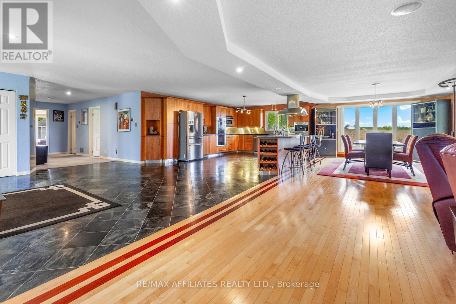 461 Campbell Side Road
