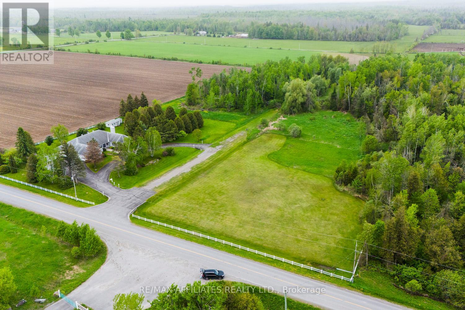 461 Campbell Side Road