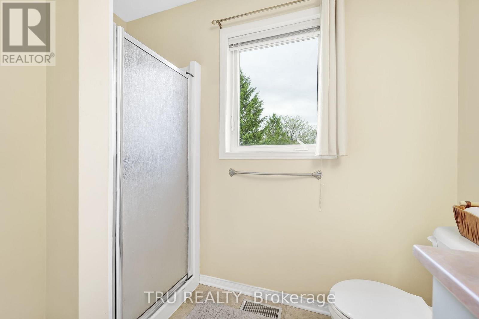 102 Southpointe Avenue