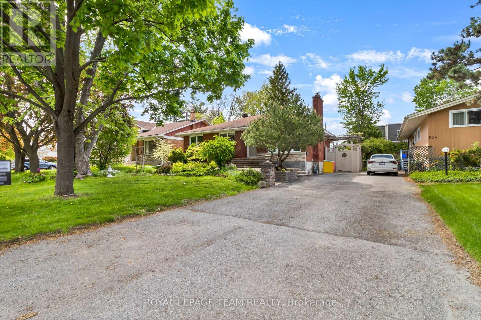 638 Coronation Avenue