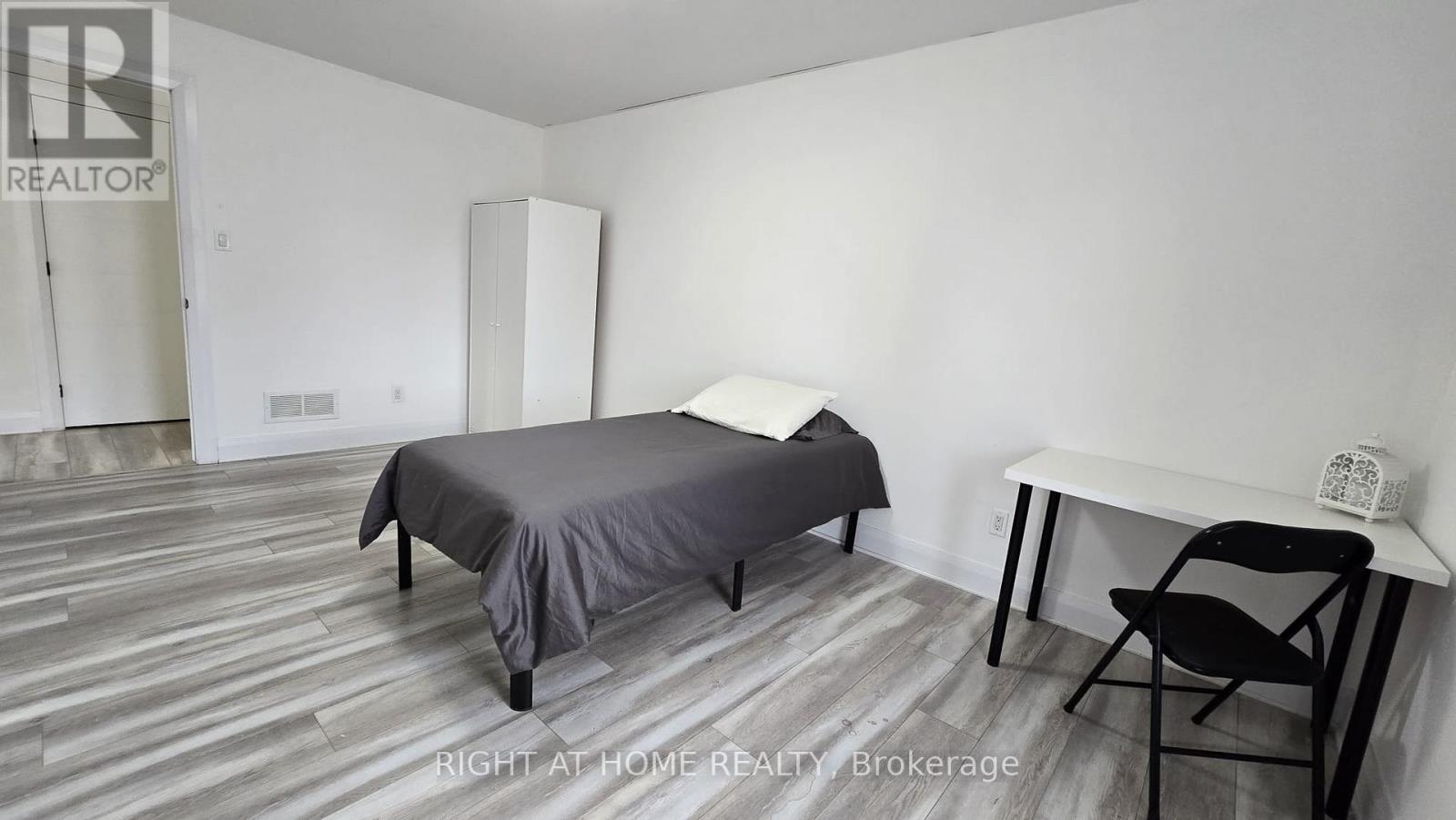 62 Baseline Road, Unit 1558