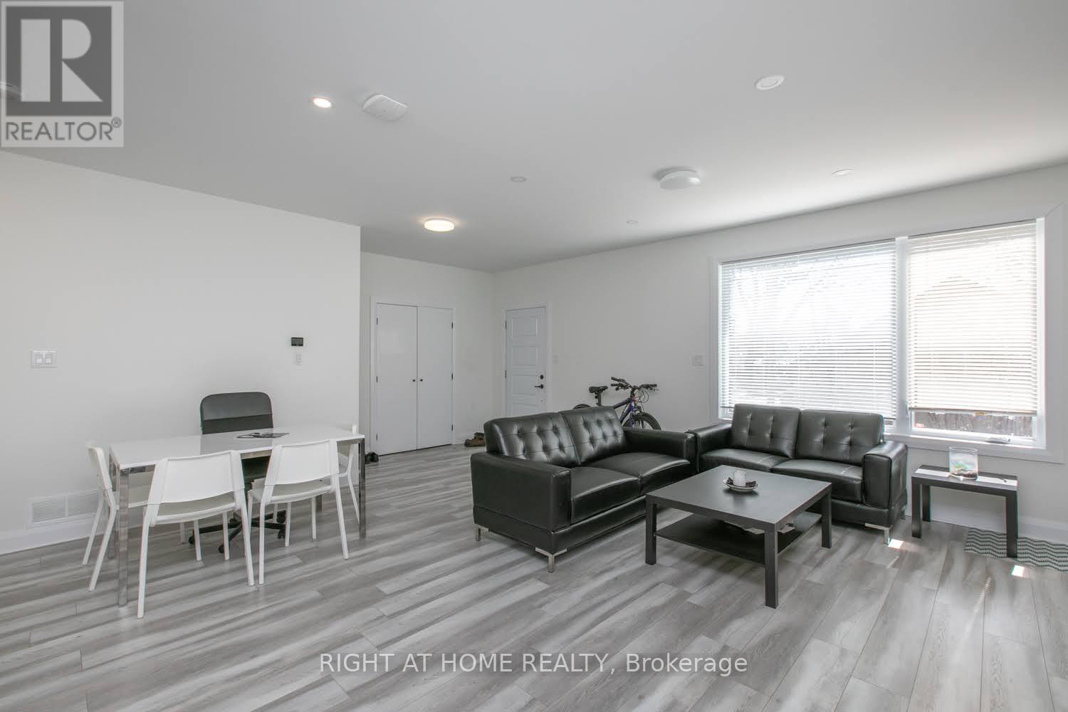 62 Baseline Road, Unit 1558