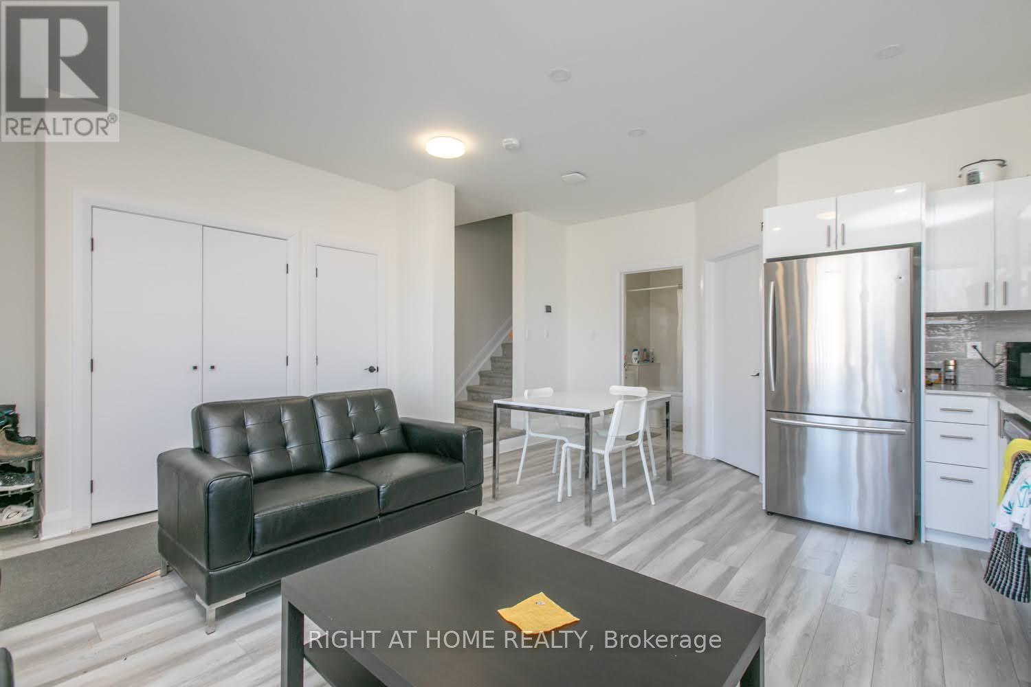 62 Baseline Road, Unit 1558