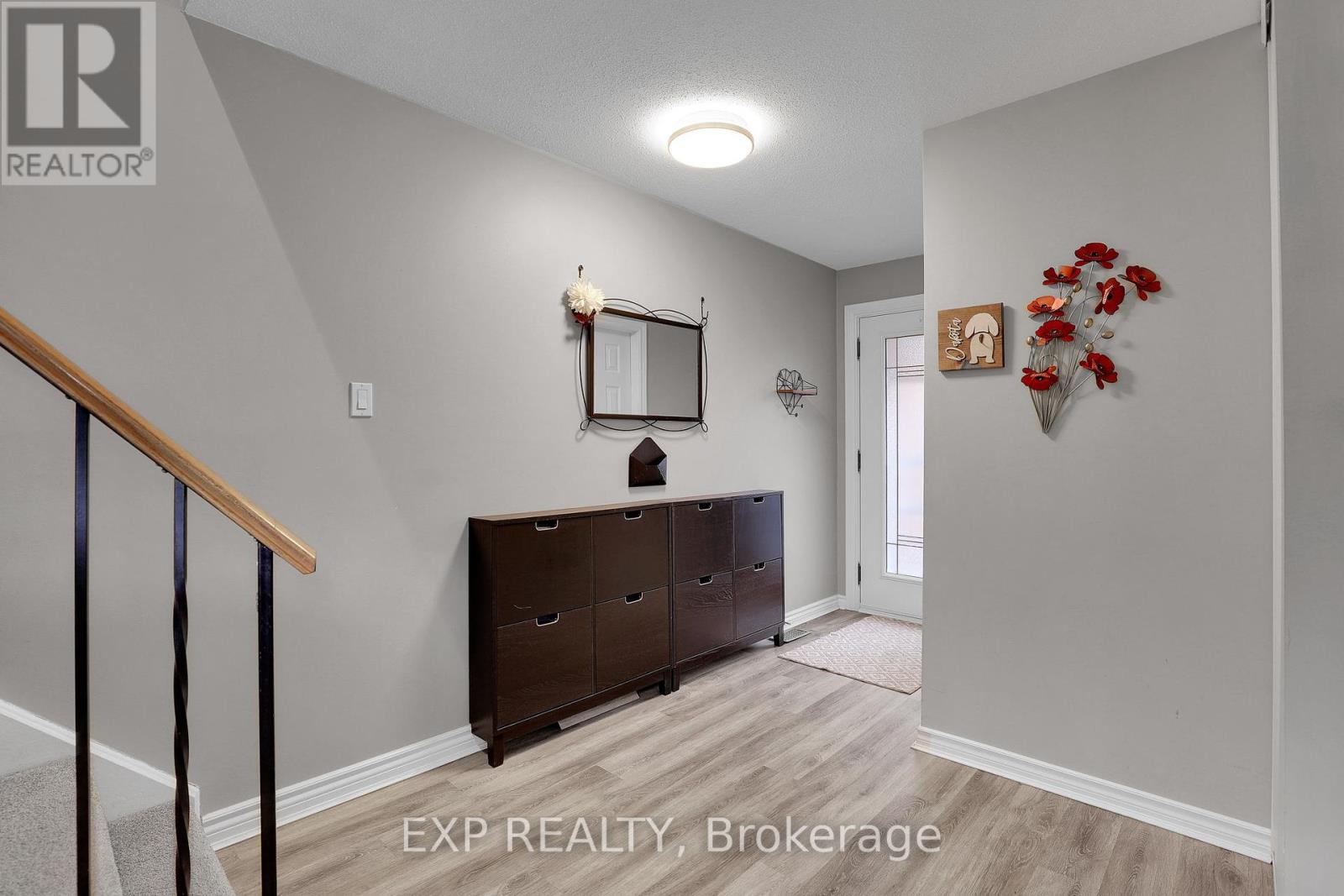 112 Claiborne Way