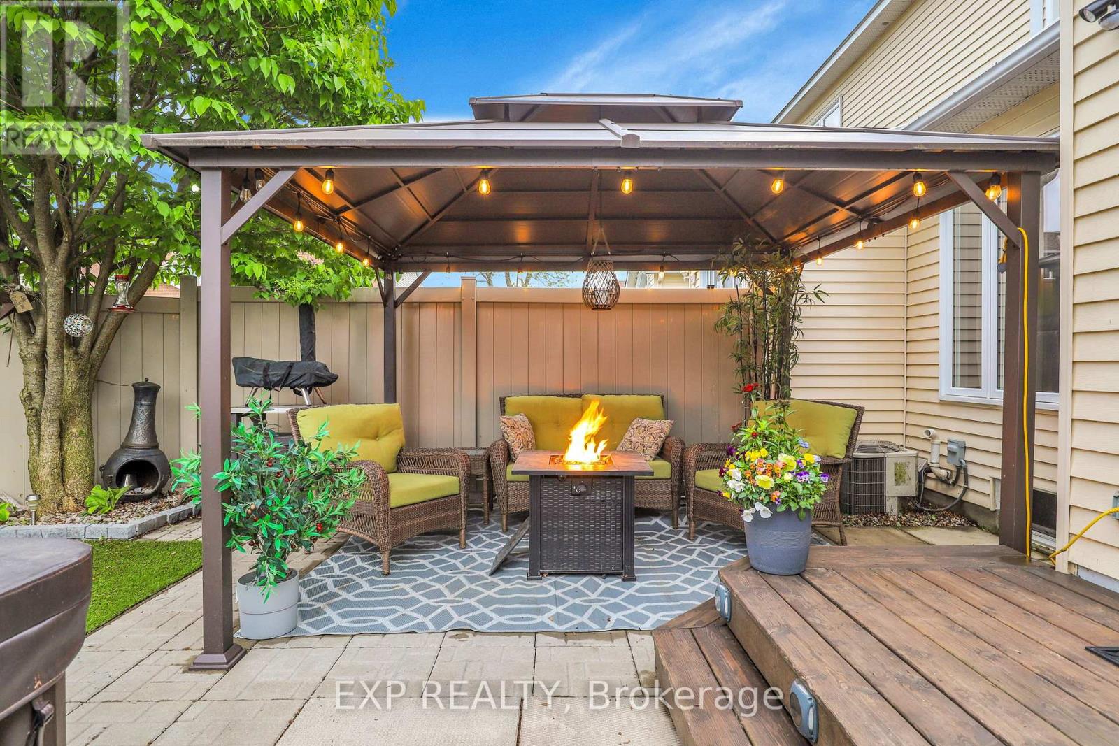 112 Claiborne Way