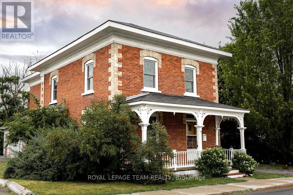5 Mary Street