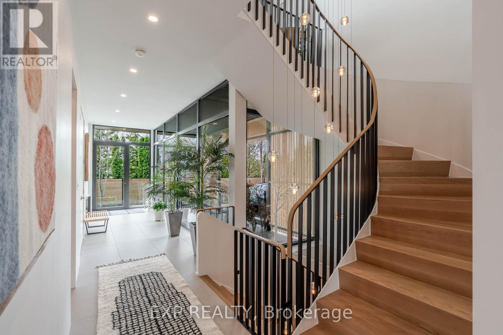 1979 Prince Of Wales Drive